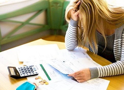 Почему долги по кредитам и займам не списываются сами собой